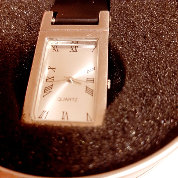 NEW Silver Rectangular Quartz Clip Watch - Picture 2 of 7